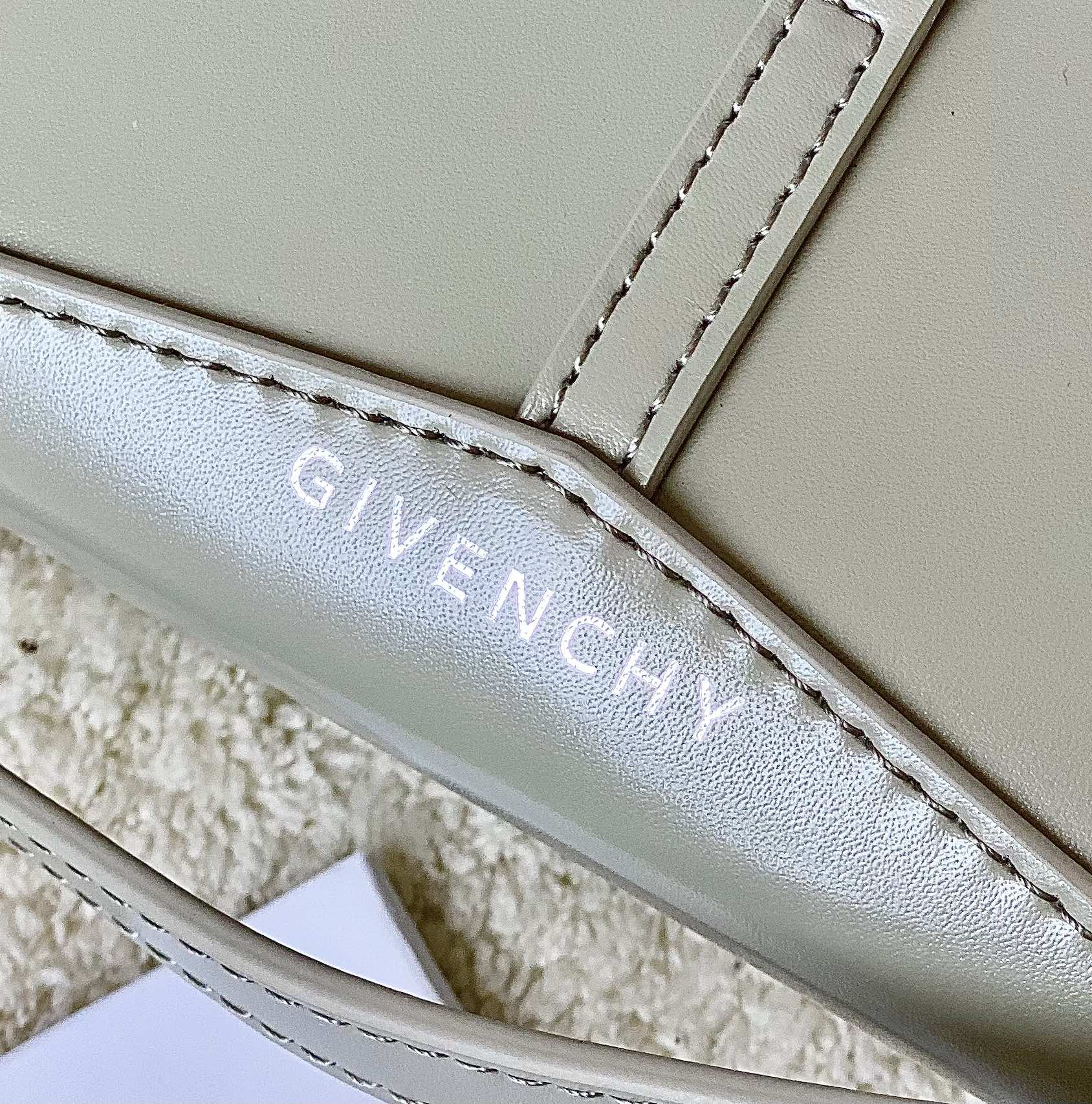 Givenchy Satchel Bags